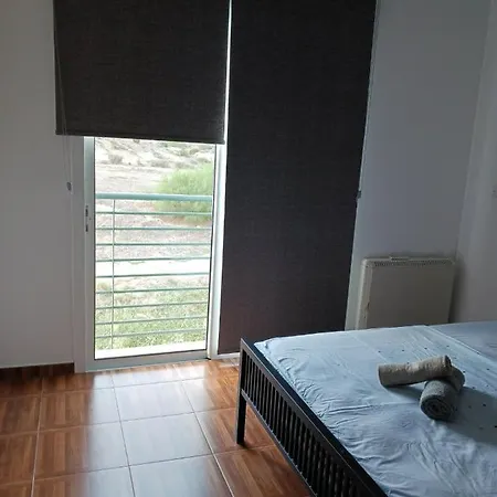 2 Bedroom Apartment Nicosia Exterior photo